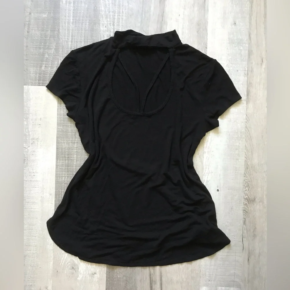 Short-Sleeve Relaxed Fit Tops Size L